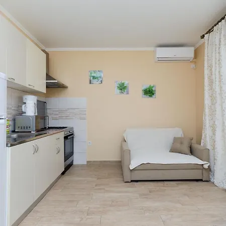 Apartment Marina