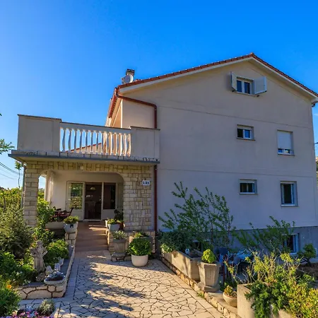 Marina Apartment